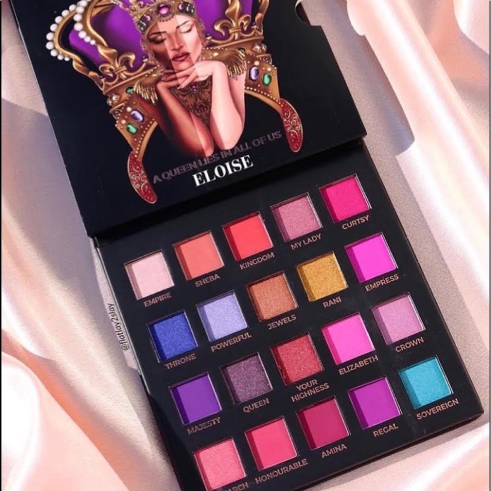 Sold THE QUEEN EYE SHADOW PALETTE